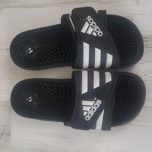 adidas | Shoes | Adidas Iconic Black With White Stripes Athletic Slides  Size 5 | Poshmark